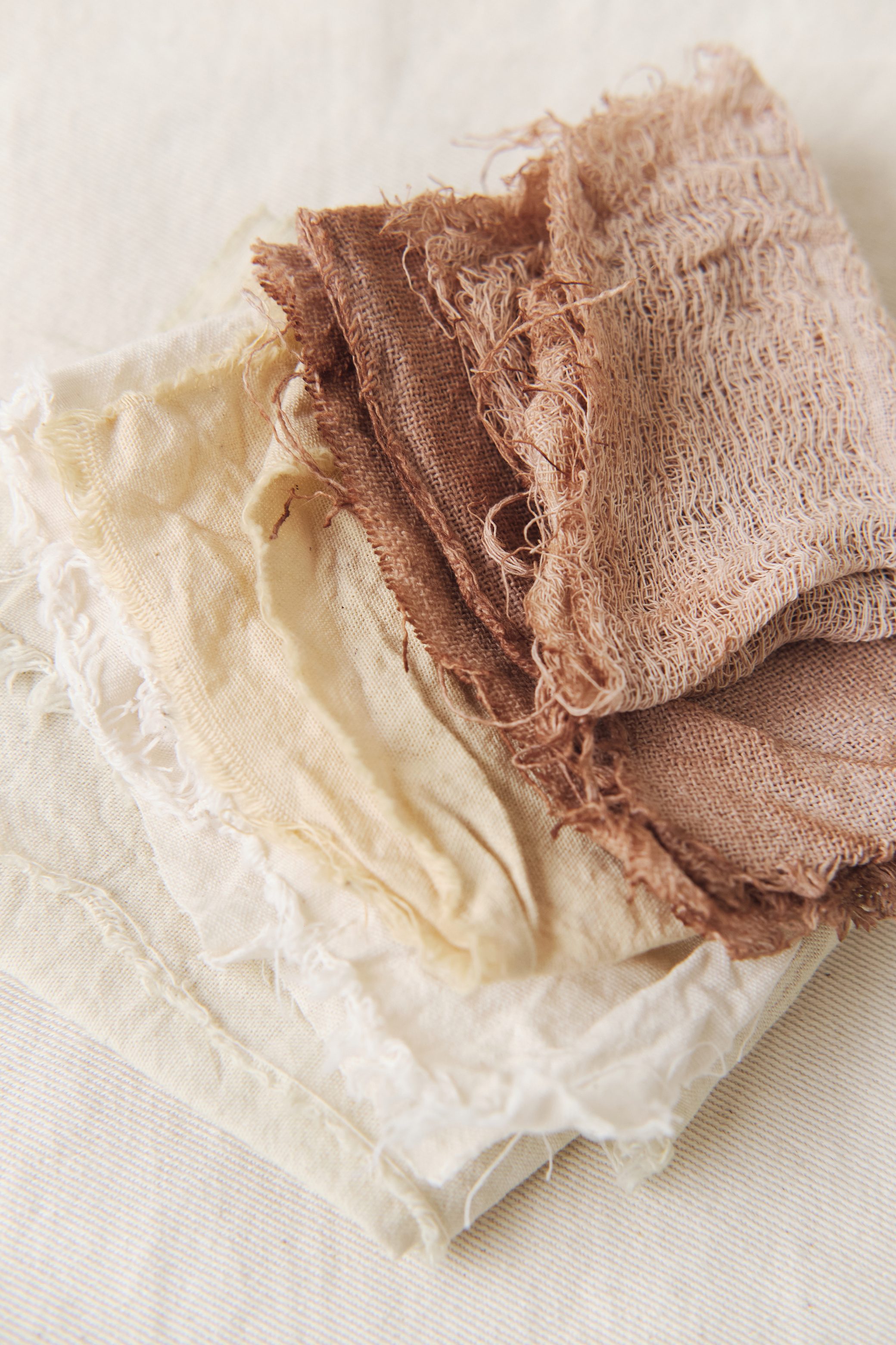 Assorted Neutral Linen Cloths